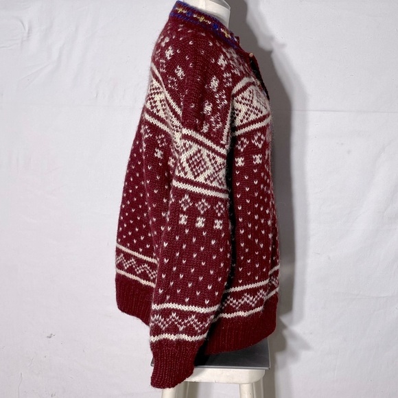Namaste Woolens Hand Crafted In Nepal Red White Jacquard Knit Sweater L - Picture 10 of 12